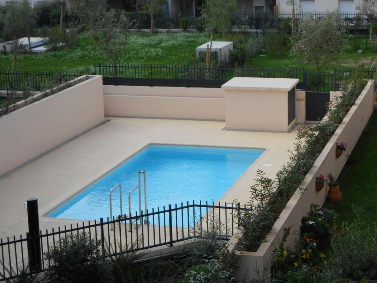 Spacieux 3 Pieces Avec Terrasse, Piscine Et Garage, A 2 Pas De La Plage - Saint Raphael - Fr-1-226A-274 Exteriér fotografie