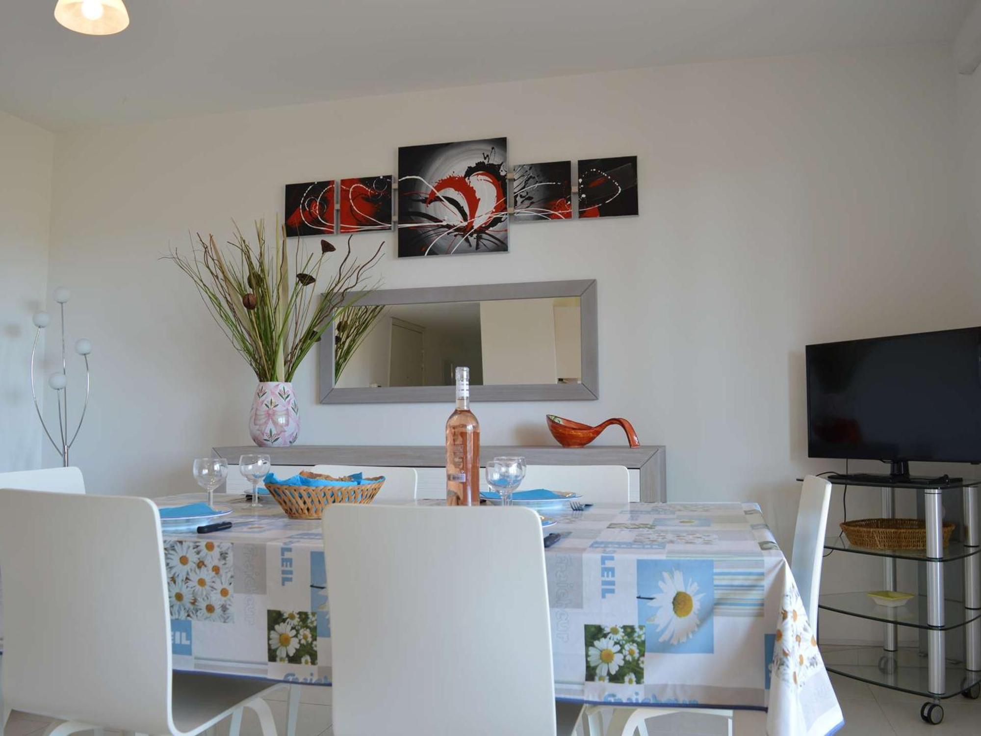 Spacieux 3 Pieces Avec Terrasse, Piscine Et Garage, A 2 Pas De La Plage - Saint Raphael - Fr-1-226A-274 Exteriér fotografie